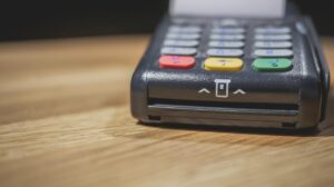 高還元のクレジットカードで美容整形の支払いはどれがお得？